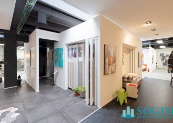 Foto 30 - Locale Commerciale via ugo la malfa
 
4, Cernusco sul Naviglio - foto 30