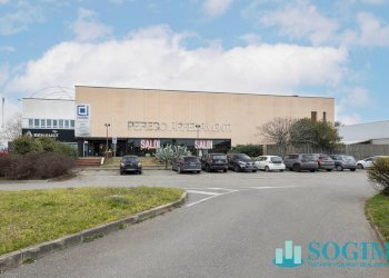 Foto 35 - Locale Commerciale via ugo la malfa
 
4, Cernusco sul Naviglio - foto 35