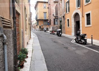 zona circostante - Two-room apartment Via Ponte Pietra
 
2, Verona - photo 18