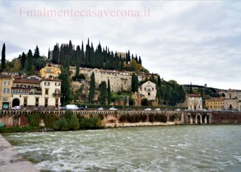 zona circostante - Two-room apartment Via Ponte Pietra
 
2, Verona - photo 22