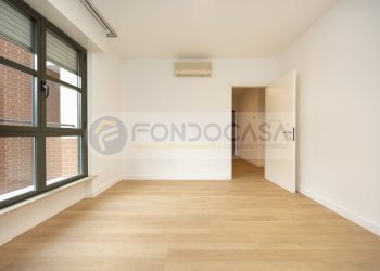 Foto 25 - Three-room apartment Via Trasimeno
 
40/14, Milano - photo 25