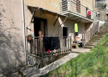 Bilocale locarità cassego, 71 A 
 Cassego, Varese Ligure - foto 1