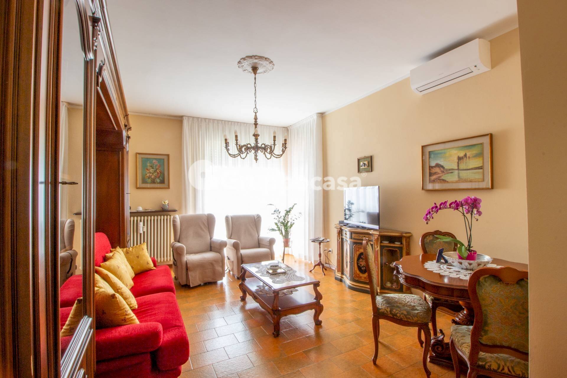 Foto 3 - Quadrilocale Via Conte Caccia Dominioni
 
33, Magenta - foto 3