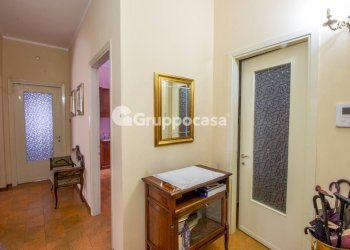 Foto 2 - Quadrilocale Via Conte Caccia Dominioni
 
33, Magenta - foto 2