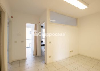 Foto 2 - Office Via Mazzini
 
34, Magenta - photo 2