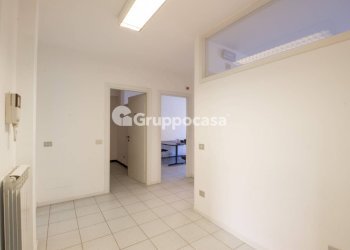 Foto 4 - Office Via Mazzini
 
34, Magenta - photo 4