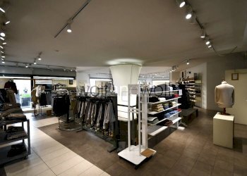 Foto 13 - Negozio Via Milano
 
25, Corsico - foto 13