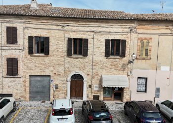 Foto 1 - Four-room apartment Piazza Donna Bianca the Tharolis
 
snc, Ripatransone - photo 1