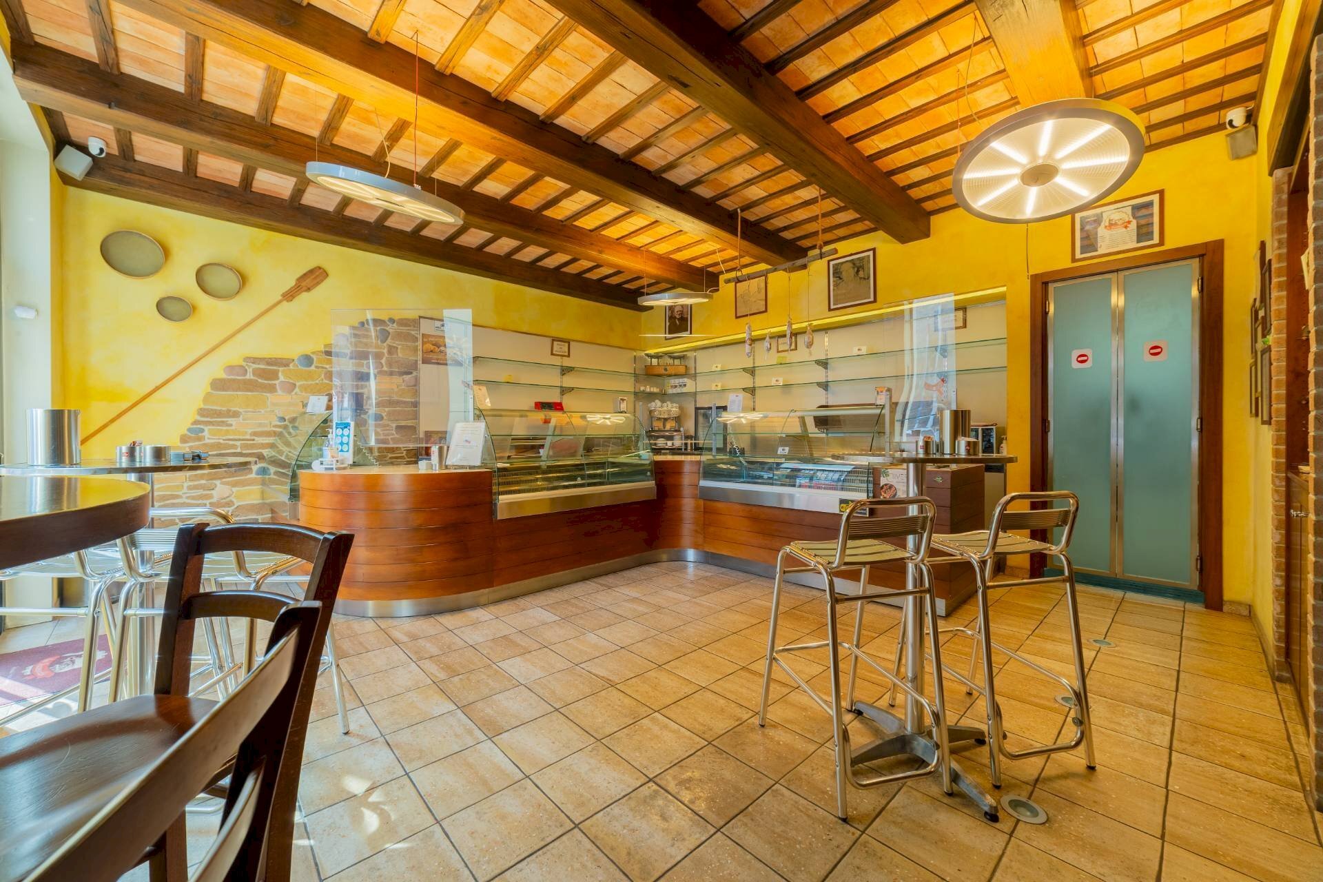 Foto 2 - Commercial Premises CORSO PLEBISCITO
51, Vasto - photo 2