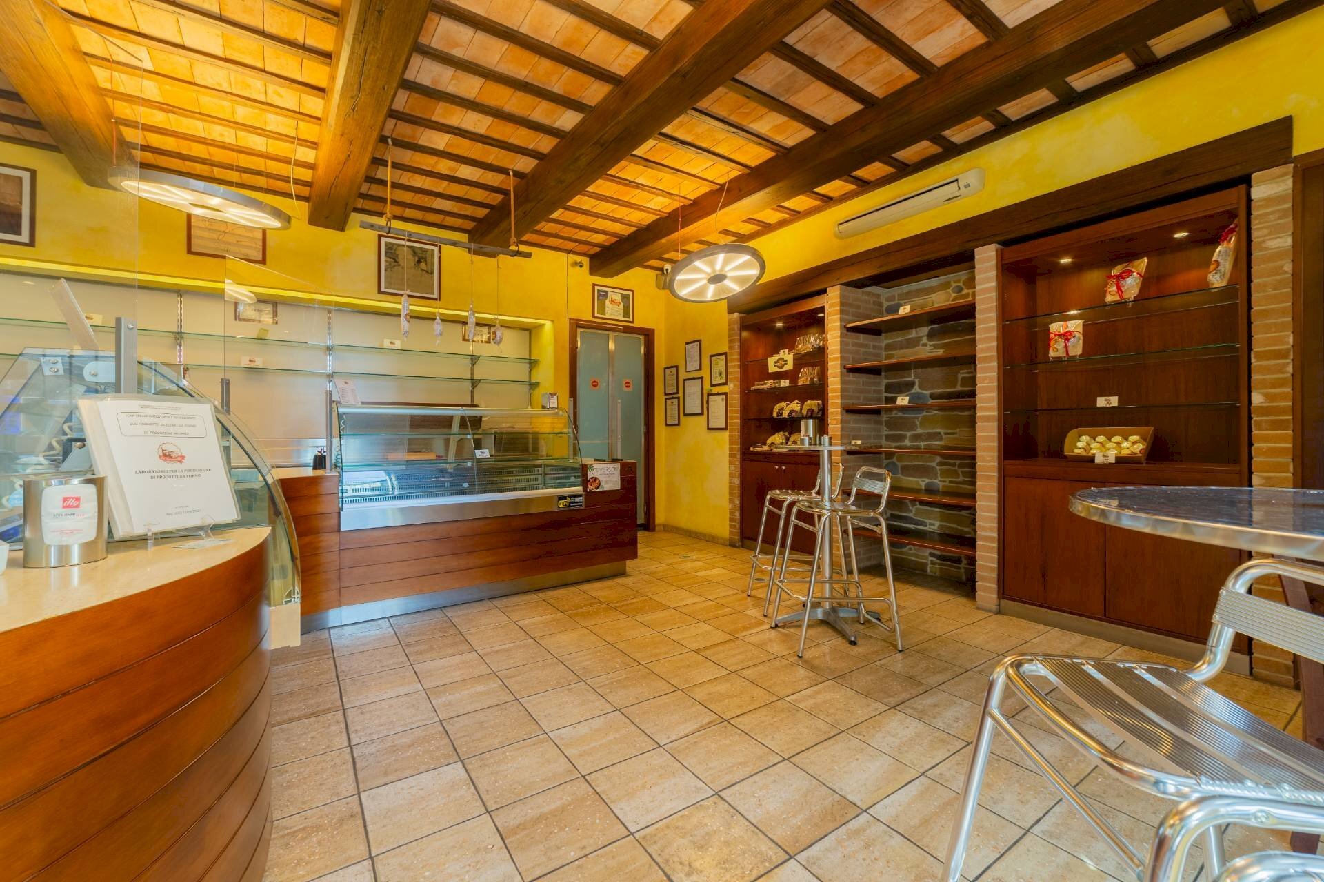 Foto 3 - Commercial Premises CORSO PLEBISCITO
51, Vasto - photo 3