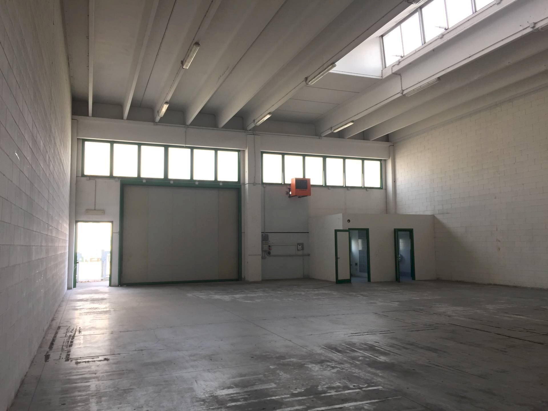 Foto 1 - Capannone Carbonera - foto 1