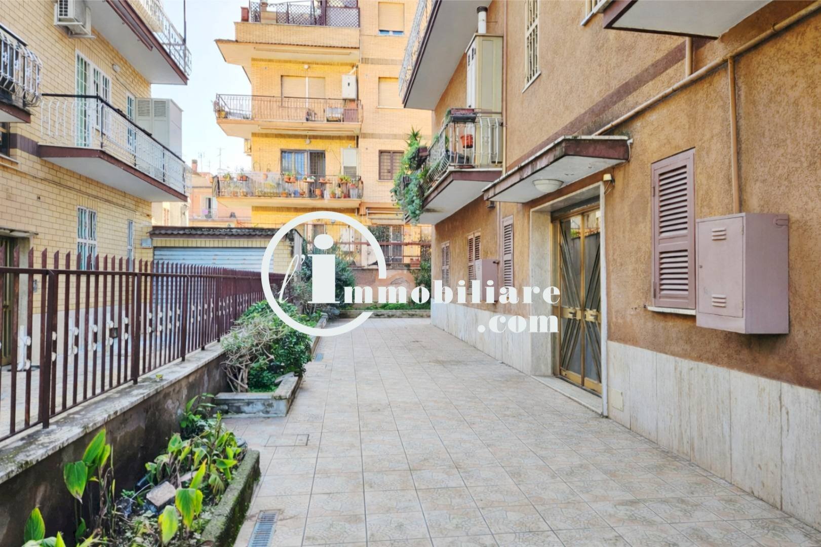 Foto 2 - Trilocale Via Pietro Santo Bartoli
 
35, Roma - foto 2