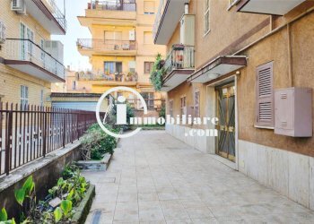 Foto 2 - Trilocale Via Pietro Santo Bartoli
 
35, Roma - foto 2