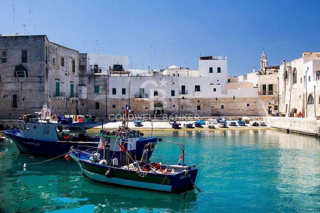 Foto 2 - Attività Commerciale piazza vittorio emanuele
18, Monopoli - foto 2