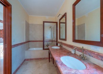 Foto 27 - Villa Strada Comunale Fusella
 
Nc, Polignano a Mare - photo 27