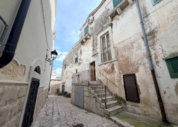 Foto 1 - Stabile - Palazzo Via Elifani
 
34, Minervino Murge - foto 1