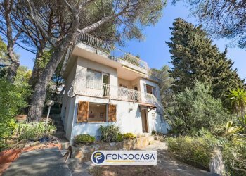 Foto 1 - Villa Viale Olanda, Andora - foto 1