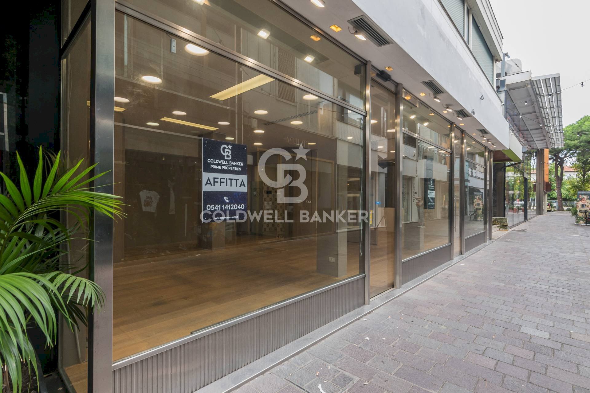 Foto 2 - Shop Viale Ceccarini
 
57, Riccione - photo 2