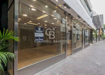 Foto 2 - Shop Viale Ceccarini
 
57, Riccione - photo 2