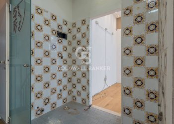 Foto 26 - Shop Viale Ceccarini
 
57, Riccione - photo 26