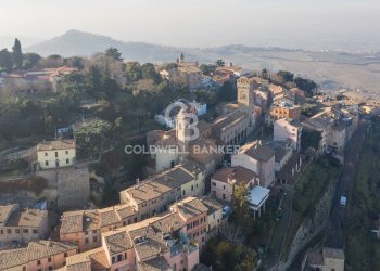 Foto 4 - Attività Commerciale Piazza della Libertà
 
8A, Bertinoro - foto 4