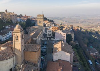 Foto 7 - Attività Commerciale Piazza della Libertà
 
8A, Bertinoro - foto 7
