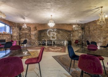 Foto 21 - Commercial Activity Piazza della Libertà
 
8A, Bertinoro - photo 21