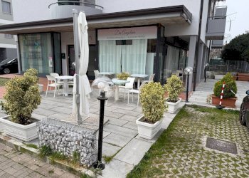 Foto 1 - Locale Commerciale Sommacampagna - foto 1