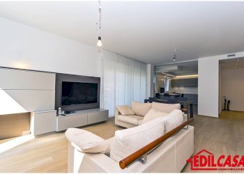 Foto 2 - Quadrilocale Via A. Manzoni, Malgrate - foto 2