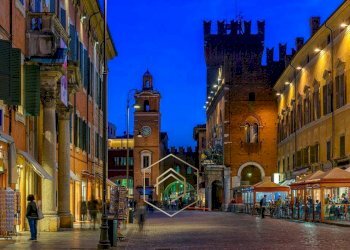 Foto 3 - Negozio Piazza Trento E Trieste, Ferrara - foto 3