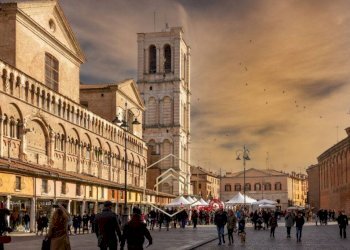 Foto 4 - Negozio Piazza Trento E Trieste, Ferrara - foto 4