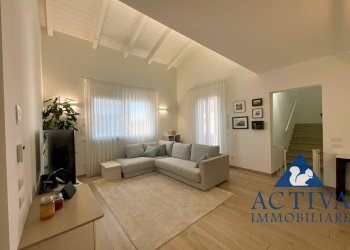 Foto 2 - Three-room apartment Via Santa Sofia
 
226, Cislago - photo 2