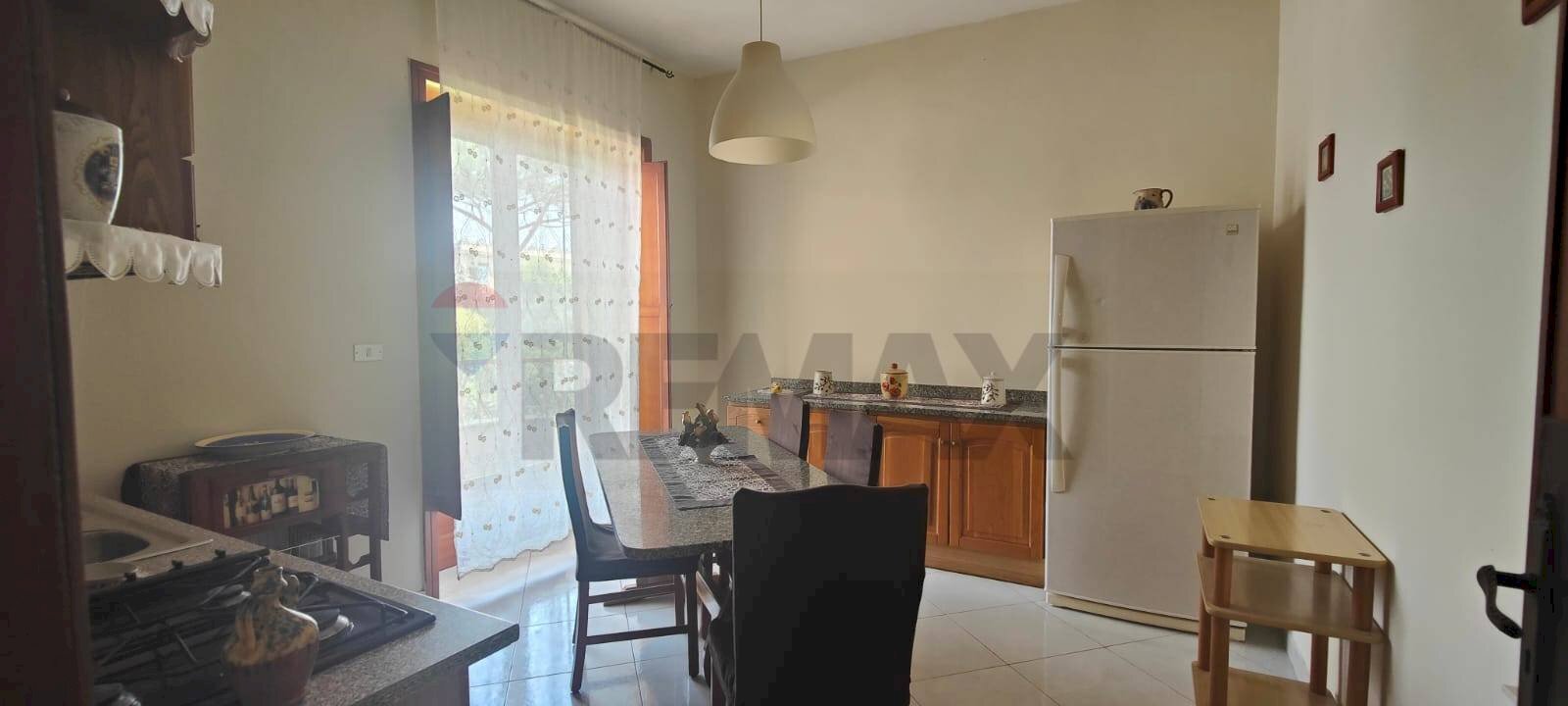 Sala da pranzo - Ufficio Via Paolo Piccirillo
4, Casoria - foto 2