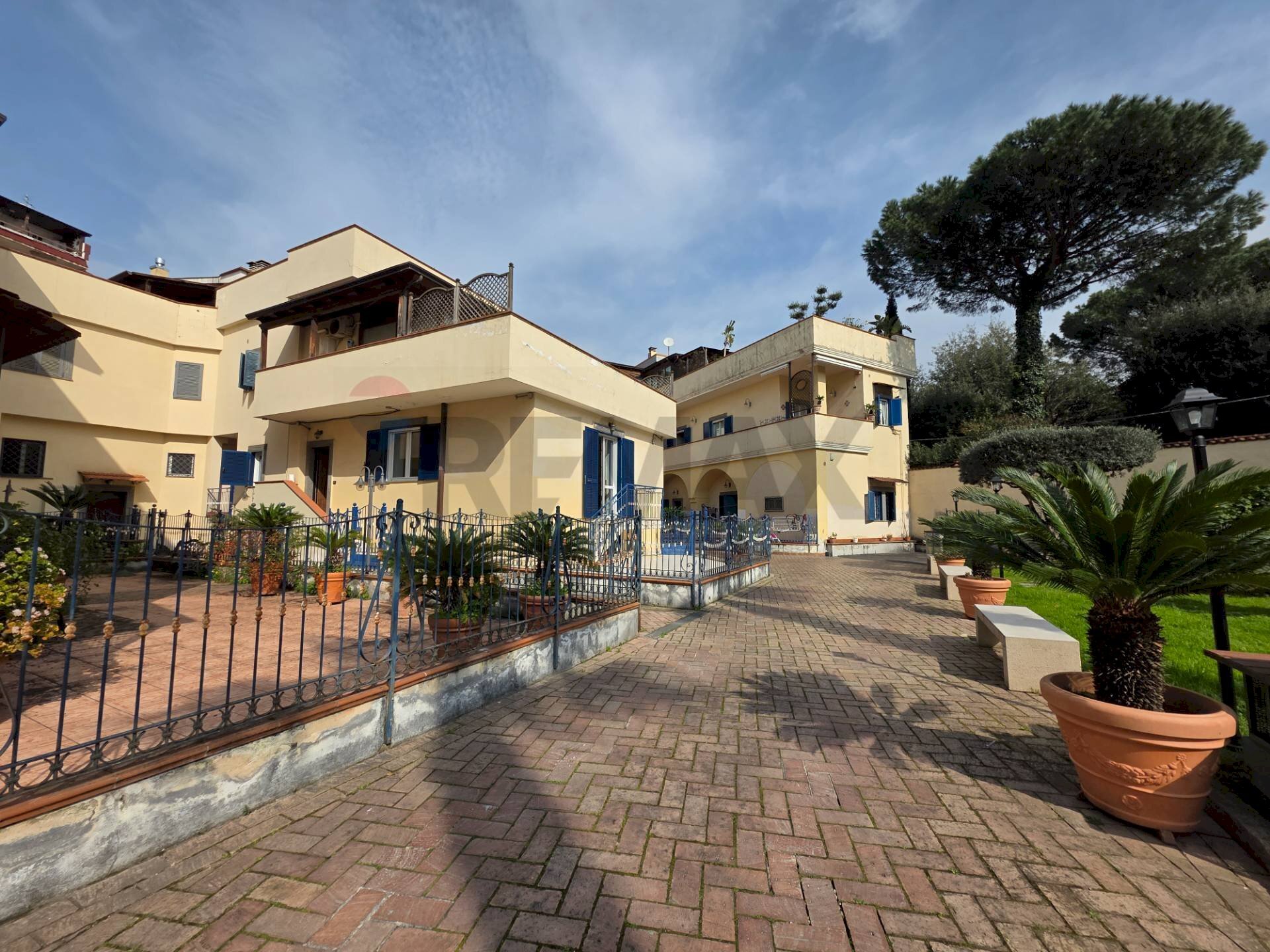 Casa all\'aperto - Casa semi indipendente San Mauro
4, Casoria - foto 2