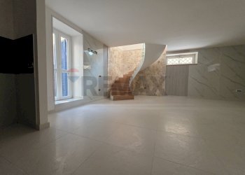 Stanza vuota - Casa semi indipendente San Mauro
4, Casoria - foto 11