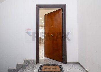 Hall / corridoio - Trilocale via Giovanni Pascoli 1 traversa
 
snc, Casoria - foto 11