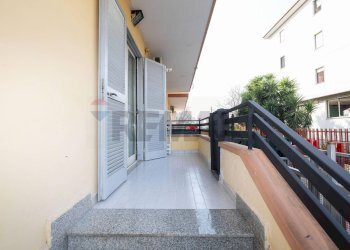 Balcone - Trilocale via Giovanni Pascoli 1 traversa
 
snc, Casoria - foto 14