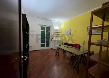 Sala da pranzo - Ufficio via Guglielmo Marconi
 
65, Casoria - foto 5