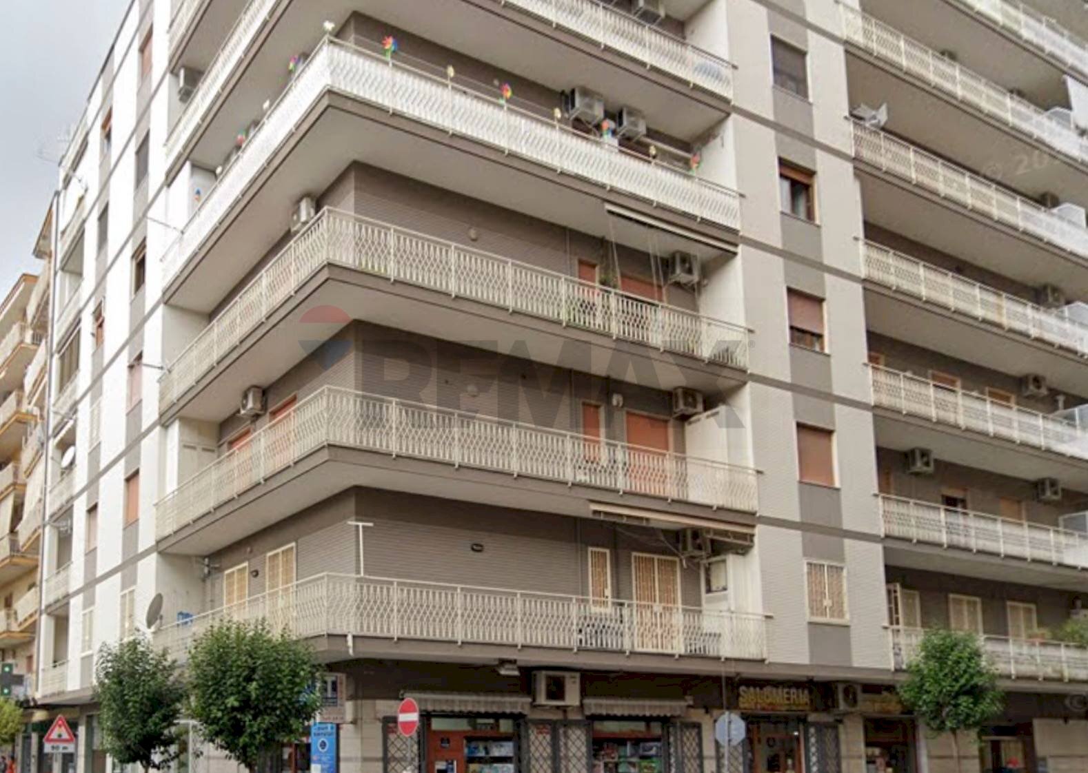 Edificio all\'aperto - Quadrilocale Casoria - foto 1