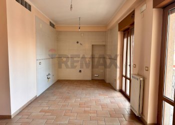 Stanza vuota - Quadrilocale Casoria - foto 5