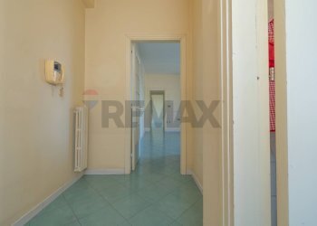 Hall / corridoio - Trilocale corso Europa
 
19, Casavatore - foto 5