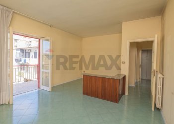 Stanza vuota - Trilocale corso Europa
 
19, Casavatore - foto 9