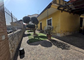 Terrazza - Villa via Pietro Micca
 
11, Casoria - foto 4