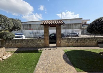 Casa all\'aperto - Villa via Pietro Micca
 
11, Casoria - foto 5