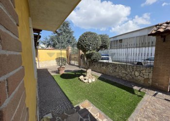 Terrazza - Villa via Pietro Micca
 
11, Casoria - foto 6