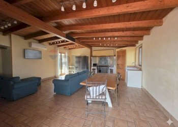 Sala da pranzo - Villa via Pietro Micca
 
11, Casoria - foto 20