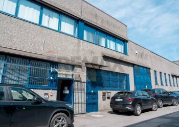 Edificio all\'aperto - Office Via Vincenzo Monti
 
52, Rho - photo 1