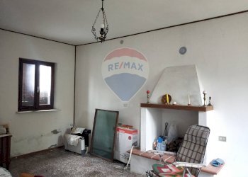Soggiorno - Casa indipendente Via Graziosi
 
4, Tornaco - foto 8