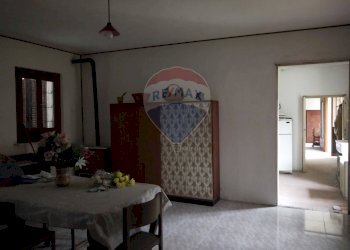 Sala da pranzo - Casa indipendente Via Graziosi
 
4, Tornaco - foto 15