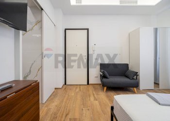 Camera / camera da letto - Monolocale Via Monte Ceneri
 
6, Rho - foto 14